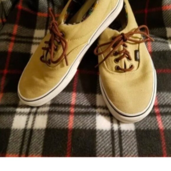 Vans Unisex Sneakers Size 8.5 in Womens Size 7 in Mens Tan Canvas Nice - Picture 1 of 5